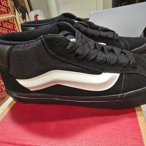 Vans Knu Mid Shoes Sneakers - Black/Black/White (VN000CQ9B8C) Mens Size 12 NEW
